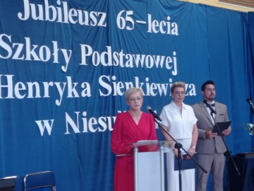 Uroczystość obchodów 65-lecia Szkoły Podstawowej im. Henryka Sienkiewicza w Niesułkowie, 